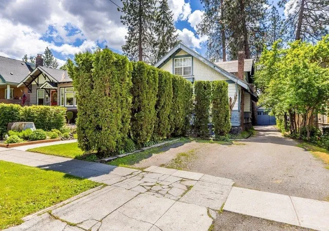 Photo 3 of Single family home for sale at 511 W 14th Avenue, Spokane, WA 99204 | MLS# 202625790 | Listing updated on 2026-10-22