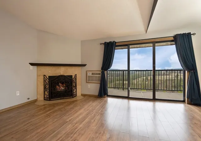 Photo 3 of Condo for sale at 172 S Coeur D'alene St, Spokane, WA 99201 | MLS# 202625803 | Listing updated on 2026-10-16