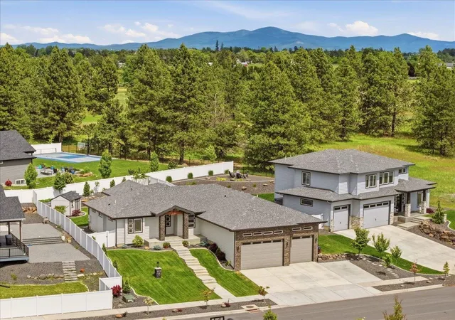 Photo 3 of Single family home for sale at 4210 W Pine Cliff Dr, Spokane, WA 99208 | MLS# 202625804 | Listing updated on 2026-10-22