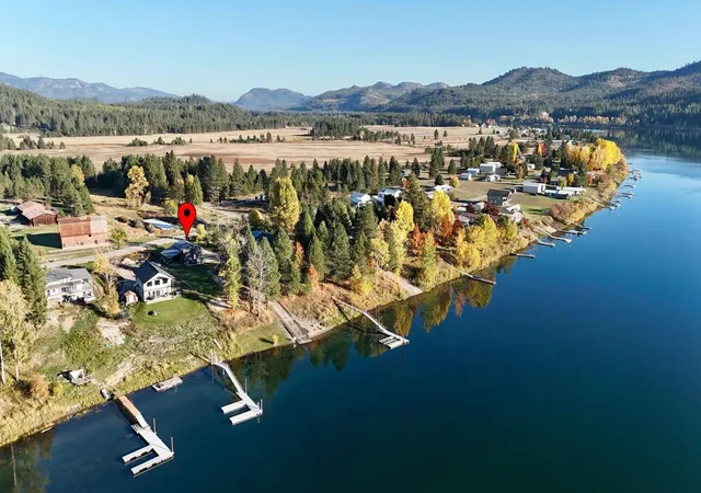 Single family home for sale at 31 Bald Eagle Dr, Newport, WA 99156 | MLS# 202625827