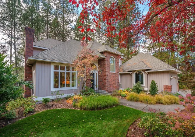 Photo 3 of Single family home for sale at 6614 S Westchester Dr, Spokane, WA 99223 | MLS# 202625841 | Listing updated on 2026-10-16