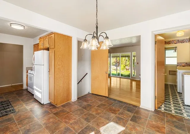 Photo 3 of Sale Pending at 12725 E 10th Avenue, Spokane Valley, WA 99216 | MLS# 202625844 | Listing updated on 2026-10-20