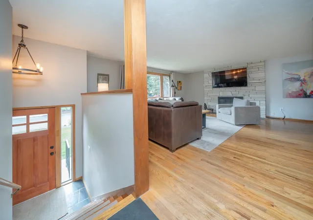 Photo 3 of Single family home for sale at 2427 E 40th Avenue, Spokane, WA 99223 | MLS# 202625846 | Listing updated on 2026-10-16