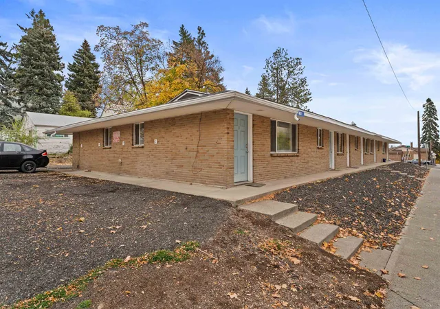Photo 3 of Multi family home for sale at 607 C St, Cheney, WA 99004 | MLS# 202625848 | Listing updated on 2026-10-19
