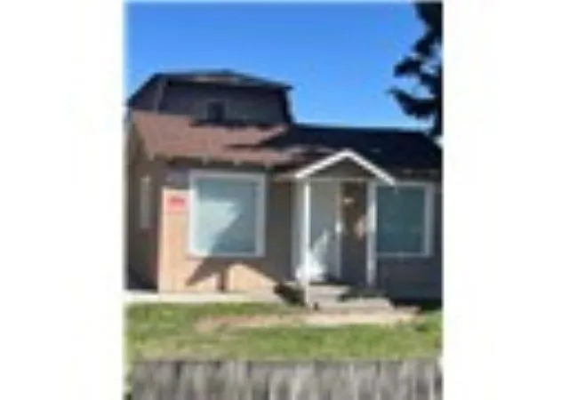 Photo 3 of Single family home for sale at 28 N Fir St, Omak, WA 98841 | MLS# 202625860 | Listing updated on 2026-10-23