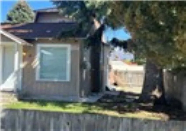 Photo 4 of Single family home for sale at 28 N Fir St, Omak, WA 98841 | MLS# 202625860 | Listing updated on 2026-10-23