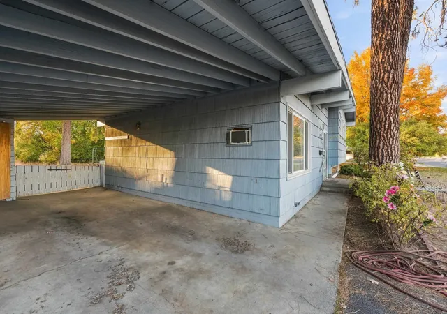 Photo 3 of Single family home for sale at 6903 N Monroe St, Spokane, WA 99208 | MLS# 202625884 | Listing updated on 2026-10-27