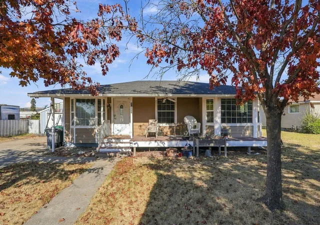 Single family home for sale at 7917 E Knox Ave, Spokane Valley, WA 99212 | MLS# 202625891