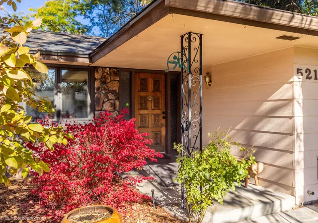 Photo 1 of Single family home for sale at 5216 W Baywood Ct, Spokane, WA 99208 | MLS# 202625900 | Listing updated on 2026-10-27