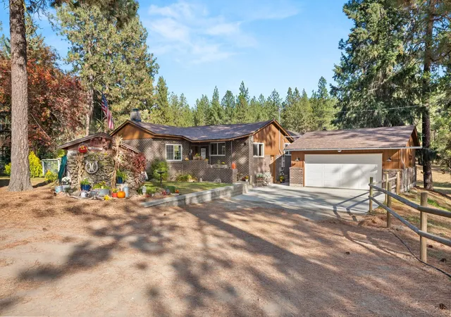 Single family home for sale at 6018 N Argonne Rd, Spokane, WA 99217 | MLS# 202625902