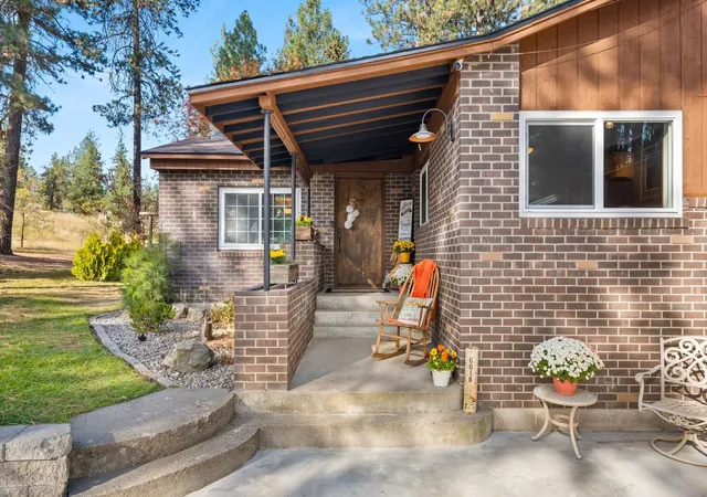 Photo 3 of Single family home for sale at 6018 N Argonne Rd, Spokane, WA 99217 | MLS# 202625902 | Listing updated on 2026-10-23
