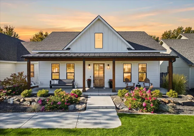 Photo 1 of Single family home for sale at 5284 S Falcon Point Ct, Spokane, WA 99224 | MLS# 202625913 | Listing updated on 2026-10-23