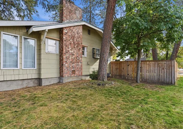 Photo 3 of Single family home for sale at 2929 W Garland Ave, Spokane, WA 99224 | MLS# 202625925 | Listing updated on 2026-10-24