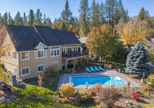 Photo 2 of Single family home for sale at 103 E Roscoe Ct, Spokane, WA 99224 | MLS# 202625926 | Listing updated on 2026-10-27
