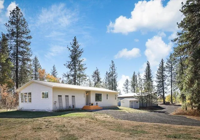 Photo 1 of Single family home for sale at 16309 S Cheney Spokane Rd, Cheney, WA 99004 | MLS# 202625933 | Listing updated on 2026-10-18