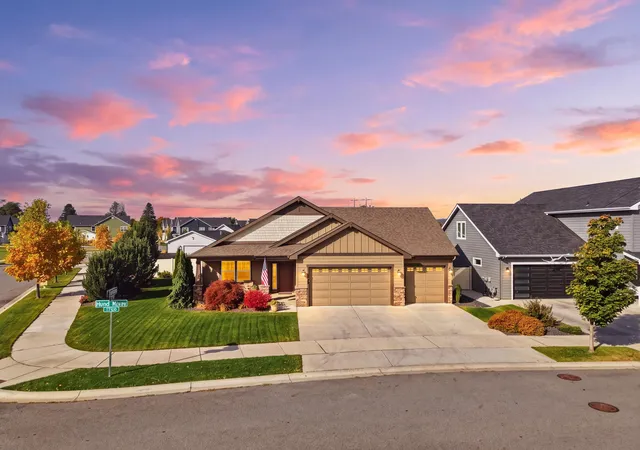 Single family home for sale at 1709 N Hood River Rd, Liberty Lake, WA 99019 | MLS# 202625935
