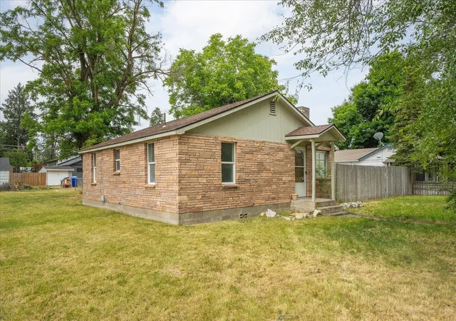 Single family home for sale at 7103 E 11th Avenue, Spokane Valley, WA 99212 | MLS# 202625937