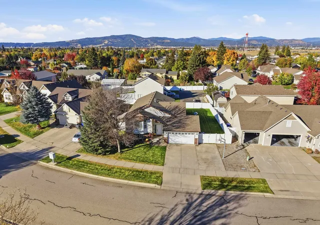 Photo 2 of Single family home for sale at 19223 E 6th Avenue, Spokane Valley, WA 99016 | MLS# 202625938 | Listing updated on 2026-10-19