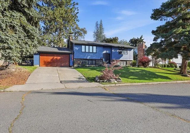 Photo 1 of Single family home for sale at 2717 E 38th Avenue, Spokane, WA 99223 | MLS# 202625951 | Listing updated on 2026-10-20