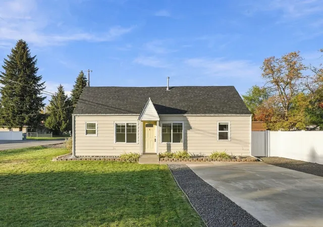 Single family home for sale at 8701 E Cataldo Ave, Spokane Valley, WA 99212 | MLS# 202625965