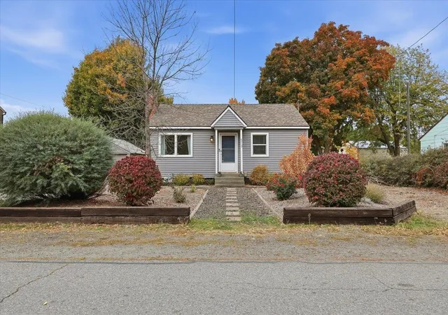 Photo 1 of Single family home for sale at 513 N Felts Rd, Spokane Valley, WA 99206 | MLS# 202626034 | Listing updated on 2026-10-21