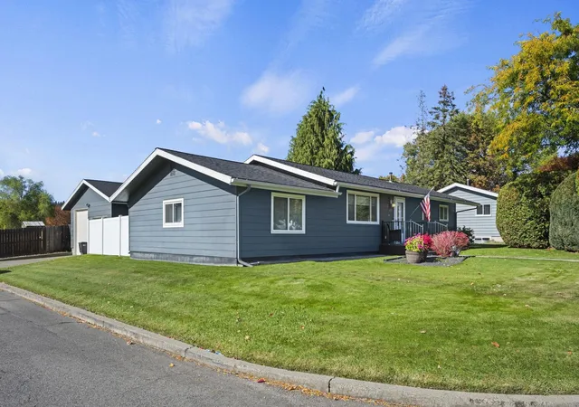 Photo 2 of Single family home for sale at 4705 N Mayhew Rd, Spokane Valley, WA 99216 | MLS# 202626038 | Listing updated on 2026-10-22