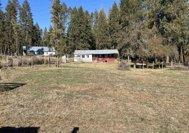Photo 2 of Manufactured home for sale at 501 A Williams Lake Rd, Colville, WA 99114 | MLS# 202626042 | Listing updated on 2026-10-22