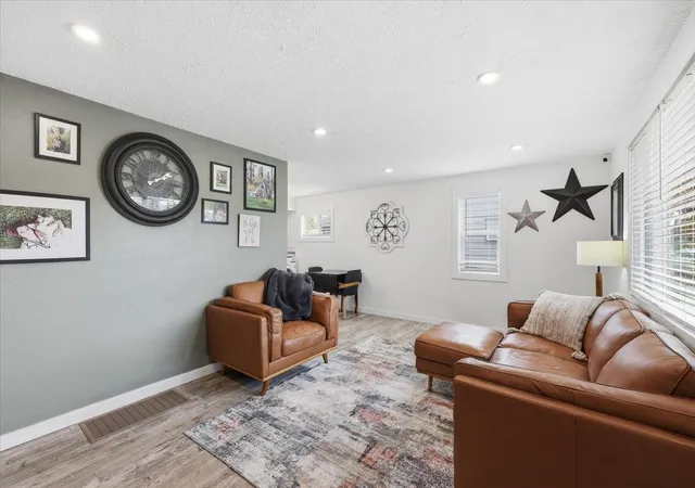 Photo 3 of Single family home for sale at 2802 N Smith St, Spokane, WA 99207 | MLS# 202626050 | Listing updated on 2026-10-23