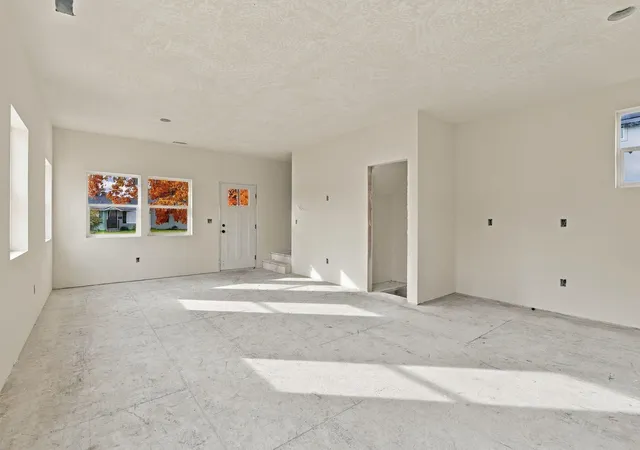 Photo 3 of Single family home for sale at 6100 N Stevens St, Spokane, WA 99205 | MLS# 202626056 | Listing updated on 2026-10-22