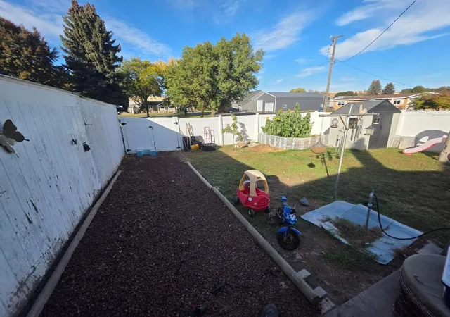 Photo 3 of Single family home for sale at 117 E State St, Saint John, WA 99171 | MLS# 202626067 | Listing updated on 2026-10-22