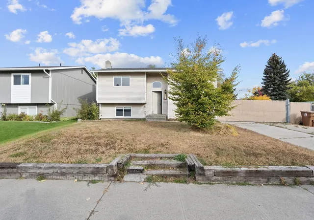 Photo 3 of Single family home for sale at 3315 E Garnet Ave, Spokane, WA 99217 | MLS# 202626069 | Listing updated on 2026-10-22