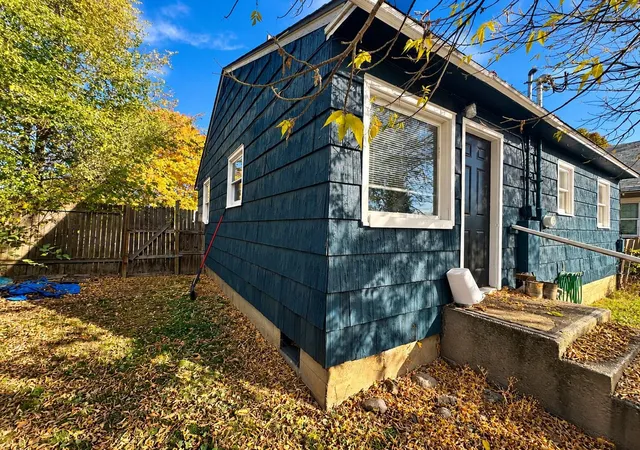 Photo 3 of Single family home for sale at 1308 E Providence Ave, Spokane, WA 99207 | MLS# 202626072 | Listing updated on 2026-10-22