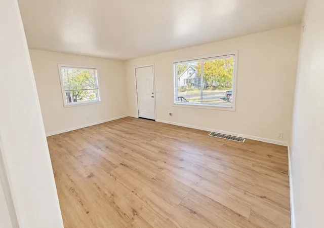Photo 3 of Single family home for sale at 1308 E Providence Ave, Spokane, WA 99207 | MLS# 202626072 | Listing updated on 2026-10-22