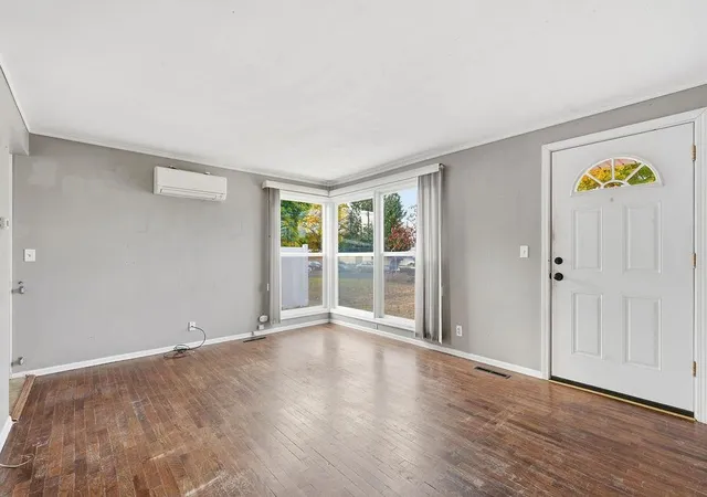 Photo 3 of Single family home for sale at 5522 N Cannon St, Spokane, WA 99205 | MLS# 202626081 | Listing updated on 2026-10-22