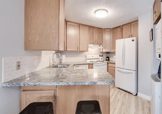 Photo 3 of Condo for sale at 9024 N Country Homes Blvd, Spokane, WA 99218 | MLS# 202626086 | Listing updated on 2026-10-23