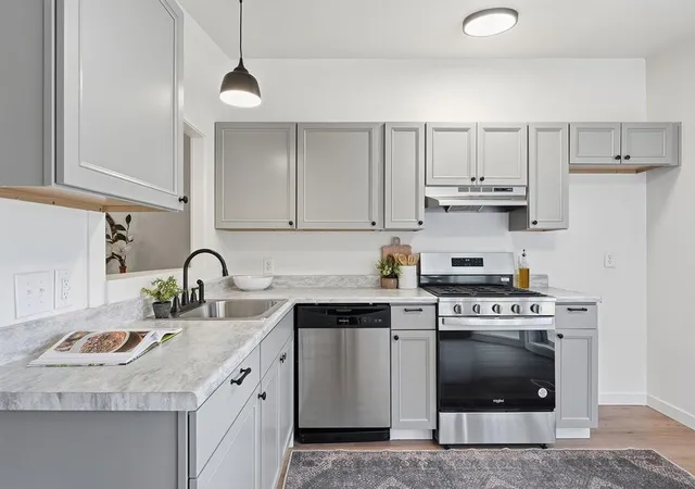 Photo 4 of Sale Pending at 718 E Bridgeport Ave, Spokane, WA 99207 | MLS# 202626094 | Listing updated on 2026-10-26