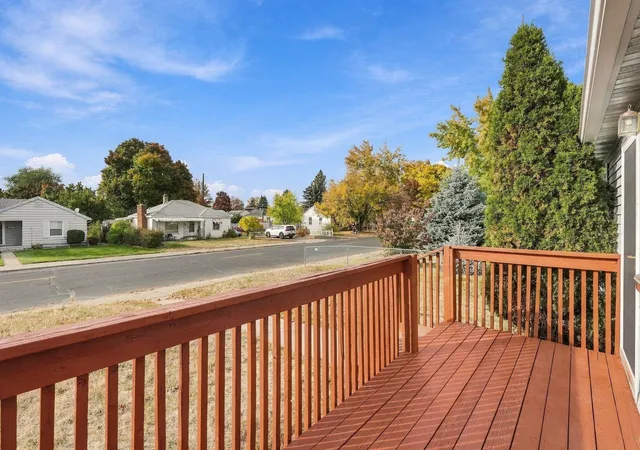 Photo 2 of Single family home for sale at 5008 N Belt St, Spokane, WA 99205 | MLS# 202626098 | Listing updated on 2026-10-22