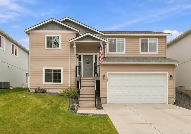 Single family home for sale at 728 E Canterbury Ln, Colbert, WA 99005 | MLS# 202626100