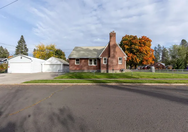 Photo 4 of Single family home for sale at 58 W 28th Avenue, Spokane, WA 99203 | MLS# 202626101 | Listing updated on 2026-10-24