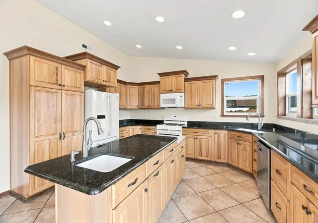 Photo 3 of Single family home for sale at 9809 E Upriver Dr, Spokane, WA 99206 | MLS# 202626106 | Listing updated on 2026-10-22