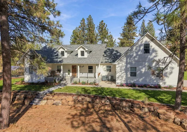 Photo 1 of Single family home for sale at 19630 S Sunny Meadows Ln, Spangle, WA 99031 | MLS# 202626110 | Listing updated on 2026-10-22