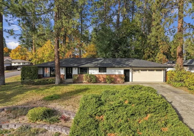 Single family home for sale at 11305 E 18th Avenue, Spokane Valley, WA 99206 | MLS# 202626125