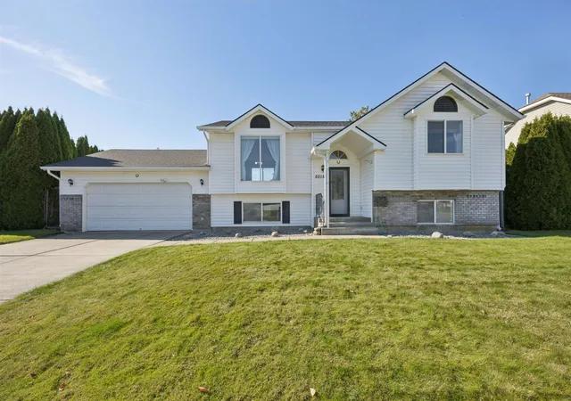 Single family home for sale at 5015 N Best Rd, Spokane Valley, WA 99216 | MLS# 202626134
