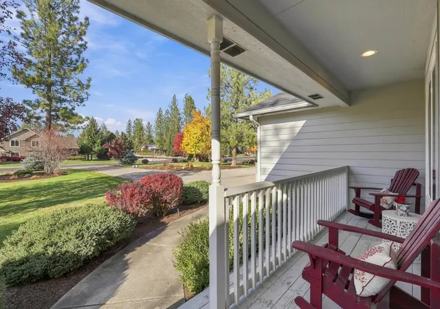 Photo 1 of Single family home for sale at 17569 N Sunnyvale Dr, Nine Mile Falls, WA 99026 | MLS# 202626137 | Listing updated on 2026-10-22