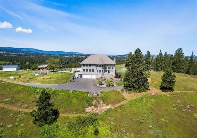 Photo 2 of Single family home for sale at 4216 S Owl Ln, Greenacres, WA 99016 | MLS# 202626148 | Listing updated on 2026-10-23