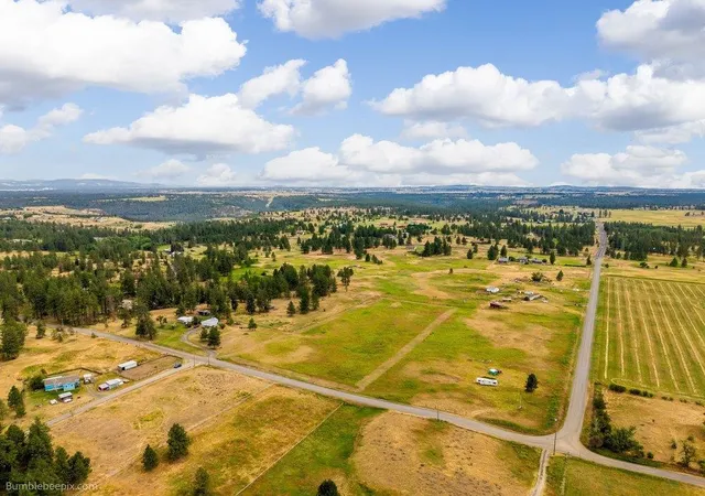 Photo 3 of Land for sale at Nna W Lincoln Rd, Spokane, WA 99224 | MLS# 202626151 | Listing updated on 2026-10-24