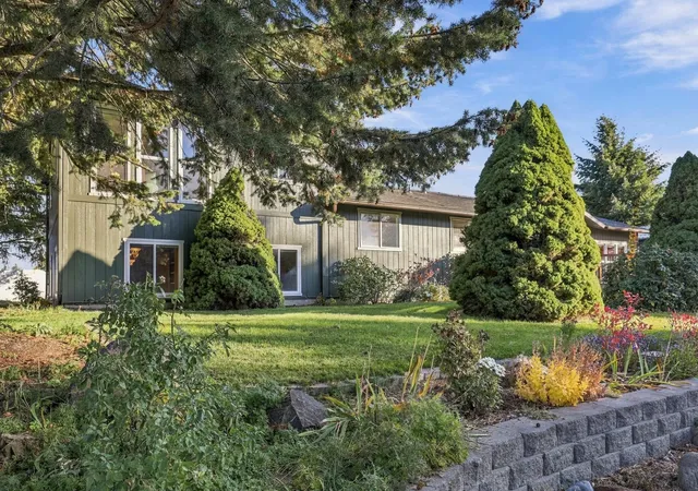 Photo 1 of Single family home for sale at 1505 E 4th Avenue, Deer Park, WA 99006 | MLS# 202626153 | Listing updated on 2026-10-24