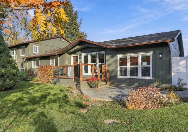Photo 2 of Single family home for sale at 1505 E 4th Avenue, Deer Park, WA 99006 | MLS# 202626153 | Listing updated on 2026-10-24