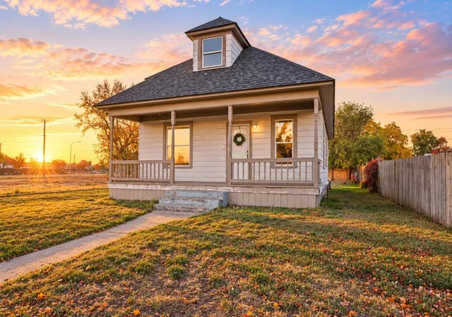 Photo 1 of Single family home for sale at 323 S Fiske St, Spokane, WA 99202 | MLS# 202626156 | Listing updated on 2026-10-24