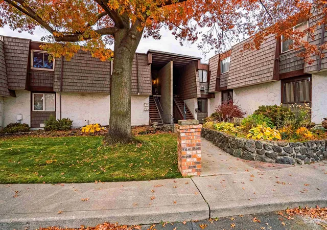 Photo 1 of Condo for sale at 1716 N Pettet Dr, Spokane, WA 99205 | MLS# 202626181 | Listing updated on 2026-10-24